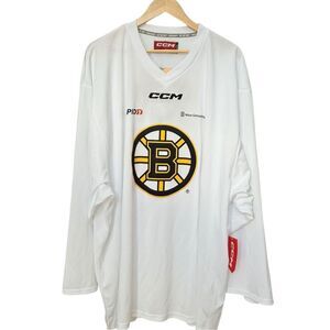CCM Boston Bruins NHL Ice Hockey White V-Neck Practice Jersey. OSFA. NEW.